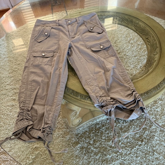 INC International Concepts Cargo Capri Rhinestone Pants Womens Size 8 Grey Y2K - Picture 1 of 9